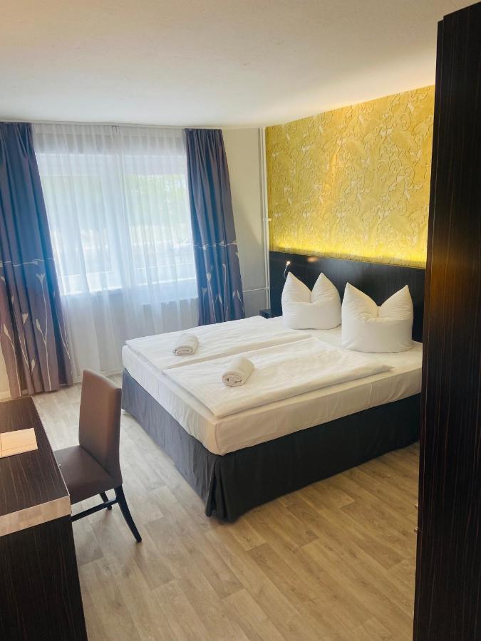 Hotel 22 Dessau-Rosslau Ngoại thất bức ảnh