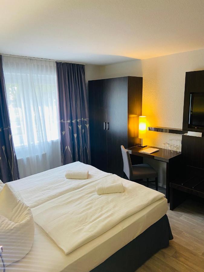 Hotel 22 Dessau-Rosslau Ngoại thất bức ảnh