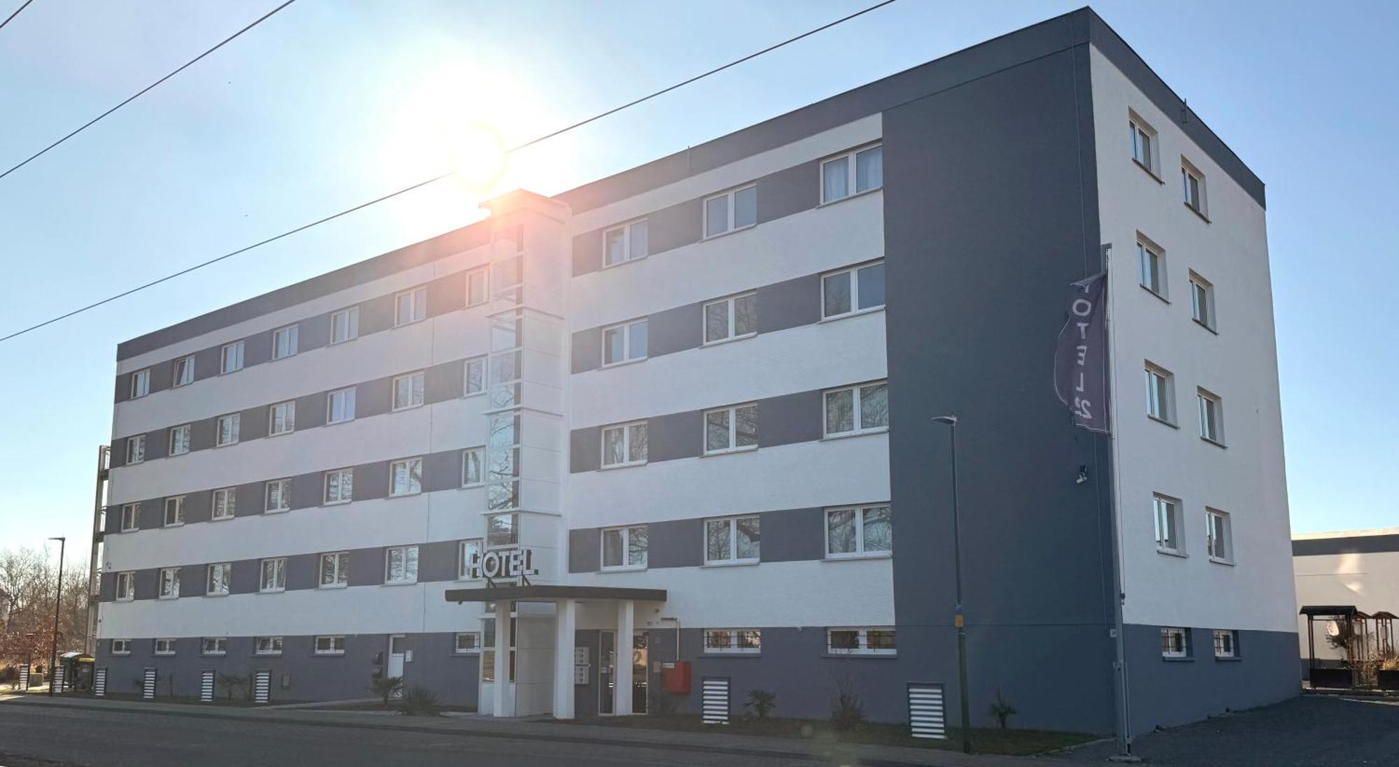 Hotel 22 Dessau-Rosslau Ngoại thất bức ảnh