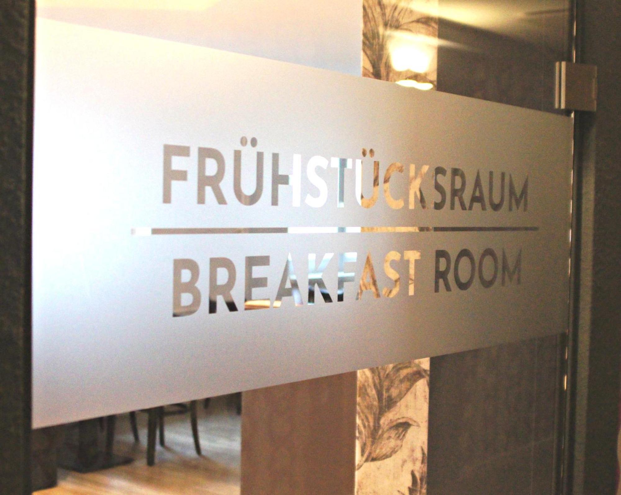 Hotel 22 Dessau-Rosslau Ngoại thất bức ảnh